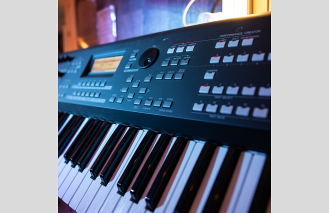 Used Yamaha MOXF6 Synthesizer - Image 5